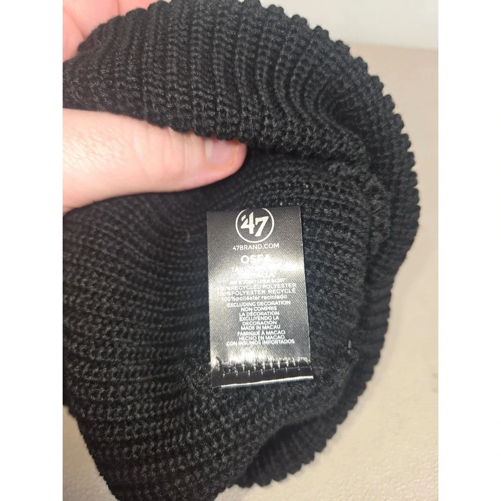 47 Brand Boston Bruins Old Time Hockey Barn Cuff Knit Beanie Pom Hat Black Cream